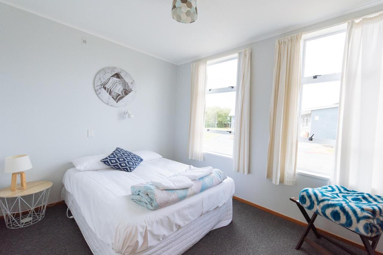 Kowhai Flat Pounawea Luaran gambar